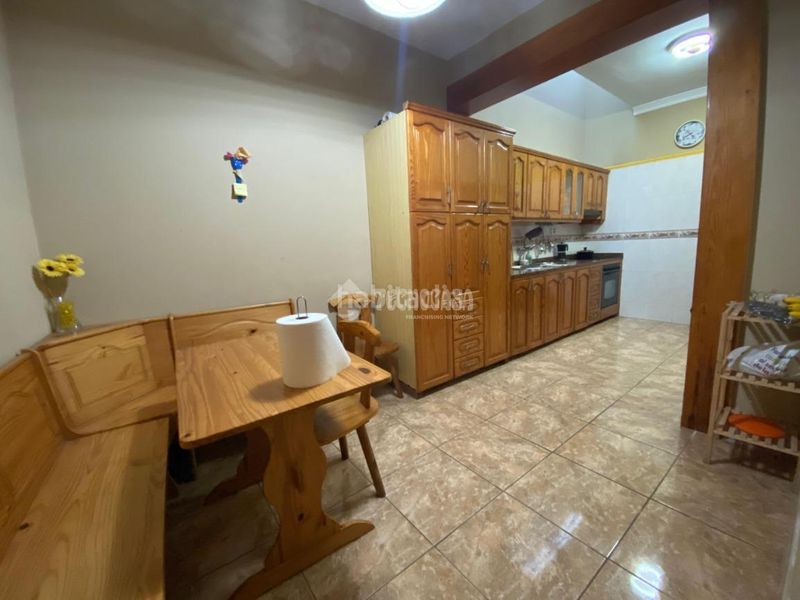 Foto 299a8225-f617-4116-91f7-325098bfe8aa. Casa amb aparcament a Gáldar pueblo Gáldar