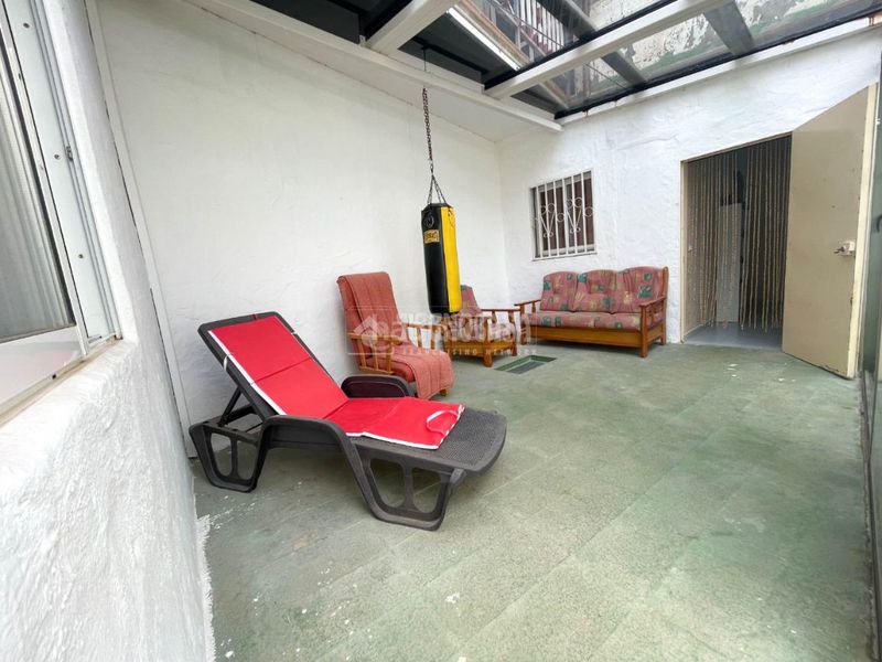 Foto 6721c45f-0488-4e4d-80dd-e2cefb7d5046. Casa  en venta en Gáldar pueblo Gáldar