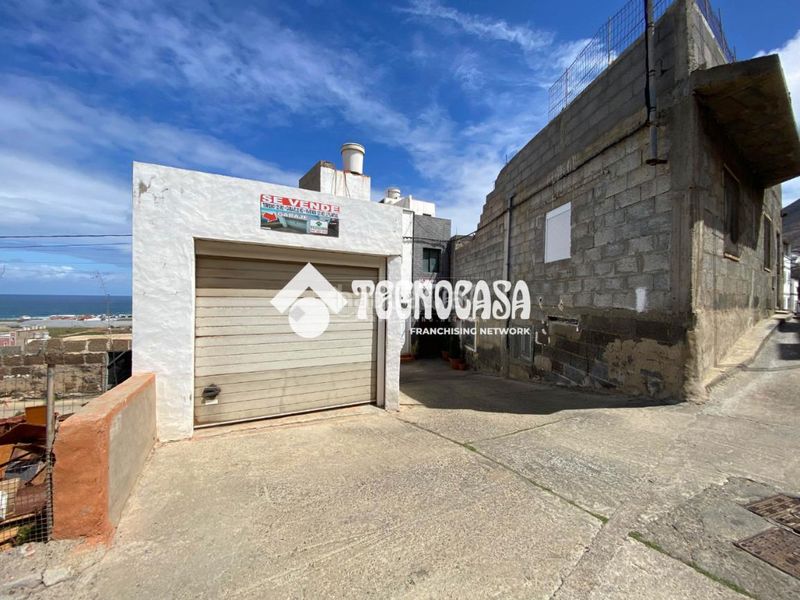 Foto 09376841-7148-43c0-9fff-aa0619441290. Casa amb aparcament a Gáldar pueblo Gáldar