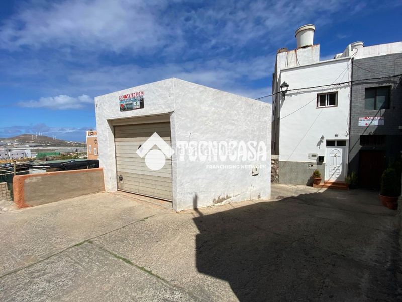 Foto 2c9a8185-12f0-413f-8fc0-7d569c658a19. Casa amb aparcament a Gáldar pueblo Gáldar