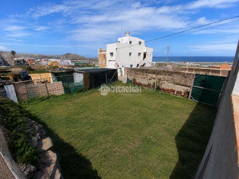 Foto a02eeecc-b5c2-40e2-9746-9c2b4c61a7d2. Finca rústica terrenos en venta en Gáldar pueblo Gáldar