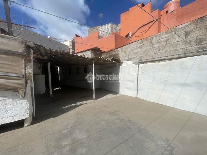 Foto a238d4d3-82dd-48f8-937e-105253d34453. Casa  en venta en Barrial - San Isidro - Marmolejos Gáldar