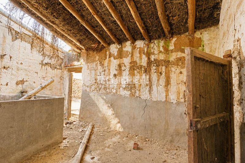 Foto a23d2495-e457-4911-bd82-be6ece694cb6. Casa aparellada amb aparcament a Yébenes (Los)