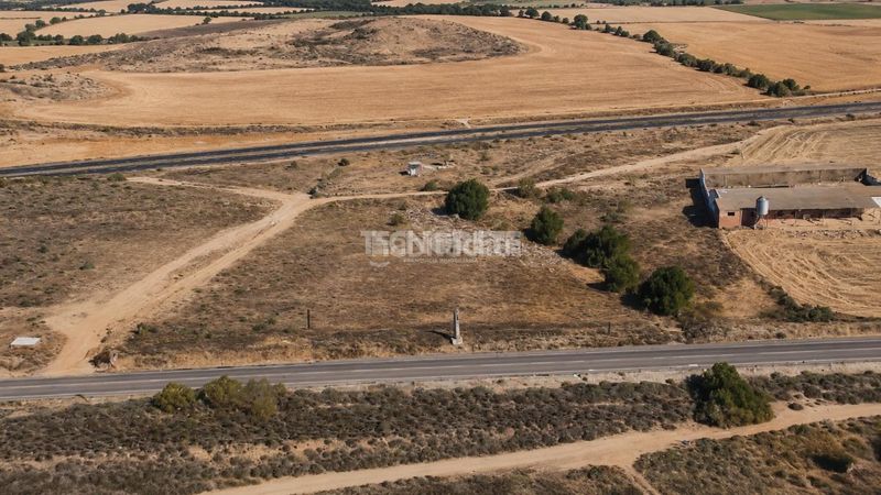 Foto 3270aac1-ad22-4e1f-b04a-f7b880d7510f. Finca rústica a Azucaica Toledo