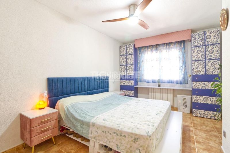 Foto 4f6faac4-4605-4ff7-b120-39b3b9c03159. Casa aparellada amb calefacció aparcament a Santa María de Benquerencia Toledo