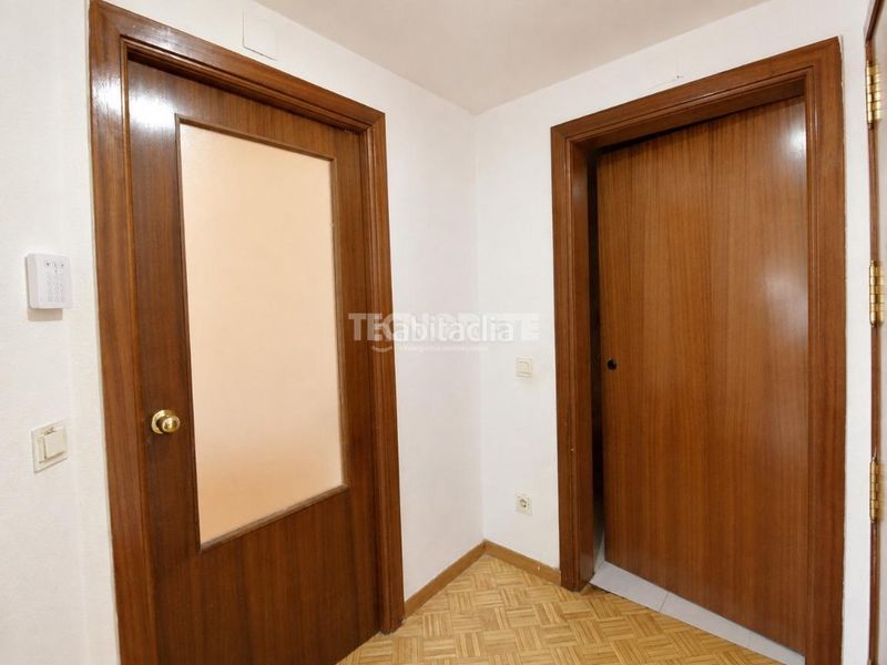 Foto d9687ea3-3879-4670-87f7-78f5e924e92b. Pis amb calefacció aparcament piscina a Santa María de Benquerencia Toledo