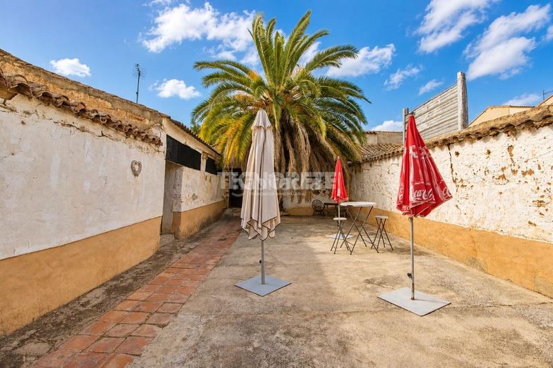 Foto 6ada3025-e6c4-4bfd-90f6-23628ec820be. Casa bifamiliare con riscaldamento in Yébenes (Los)