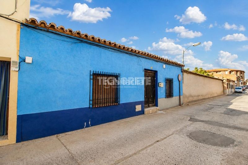 Foto b054ba08-0a45-47f1-a4f0-5c58a8eb95ab. Casa bifamiliare con riscaldamento in Yébenes (Los)