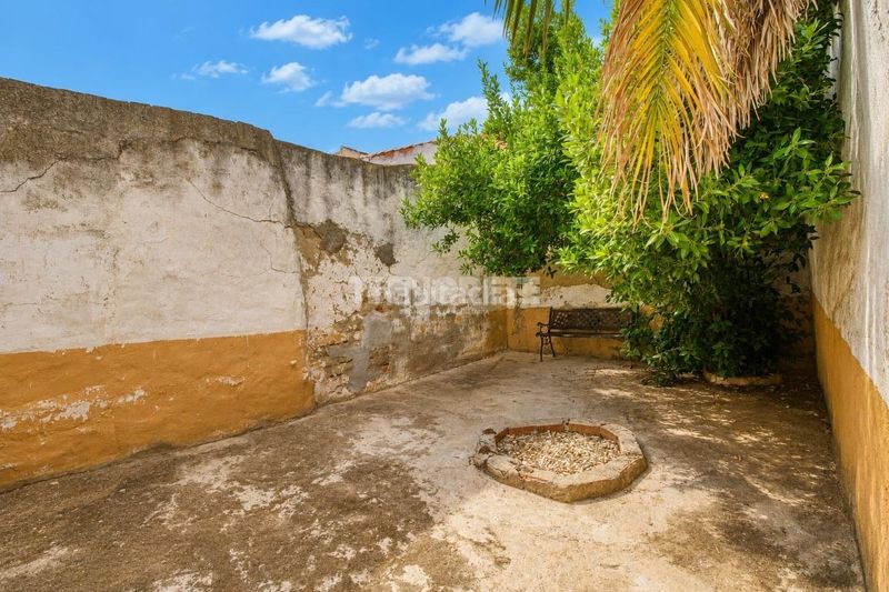 Foto d862ac89-d2c4-4d5b-b2f6-9333e32bda9b. Casa bifamiliare con riscaldamento in Yébenes (Los)