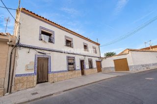 Maison  Antonio machado. Casa en venta en ajofrín