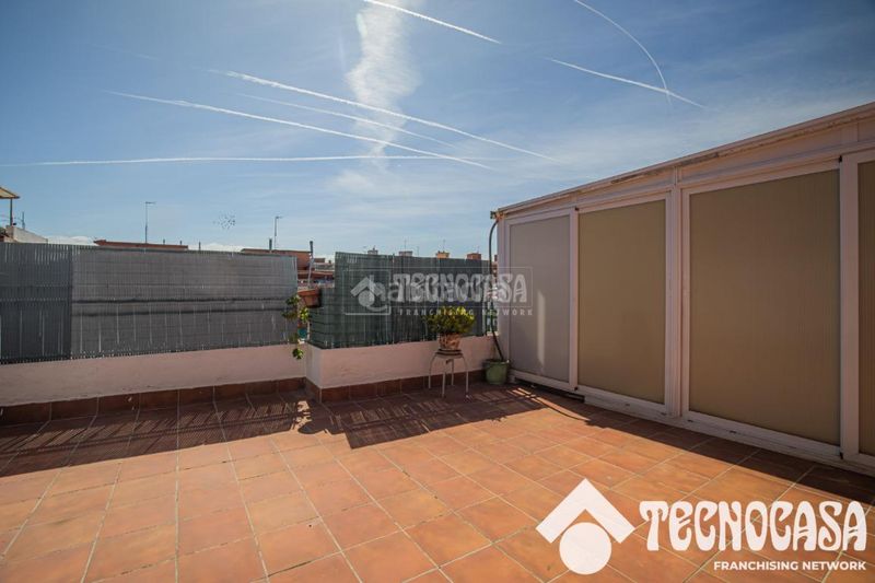 Foto 1d5d446d-7abb-4f10-bb60-baf5b8b20b3c. Pis amb calefacció a Llefià Badalona