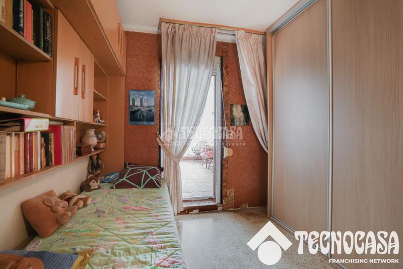 Foto 5f34e477-a7f1-4862-b9a9-ee0b8d74897b. Pis amb calefacció a Llefià Badalona