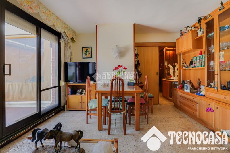 Foto 6ead5356-c636-428a-a973-5cc39b1a1c56. Pis amb calefacció a Llefià Badalona