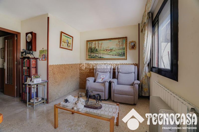 Foto 777f6742-ce48-4085-bec9-cabc208db43a. Pis amb calefacció a Llefià Badalona