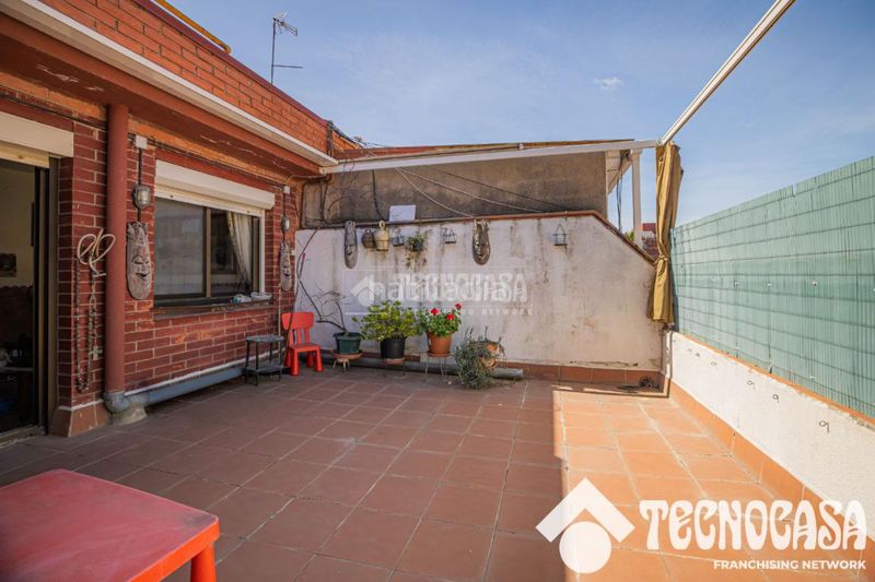 Foto 8c6e09d2-d158-45d7-902a-4d758560a8a5. Pis amb calefacció a Llefià Badalona