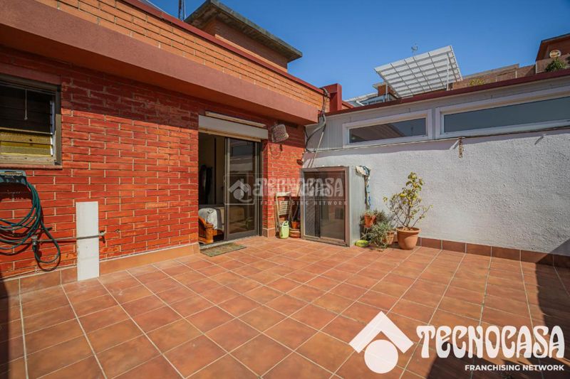 Foto baabb936-9b42-4496-a1fd-8d2b8c29702f. Pis amb calefacció a Llefià Badalona