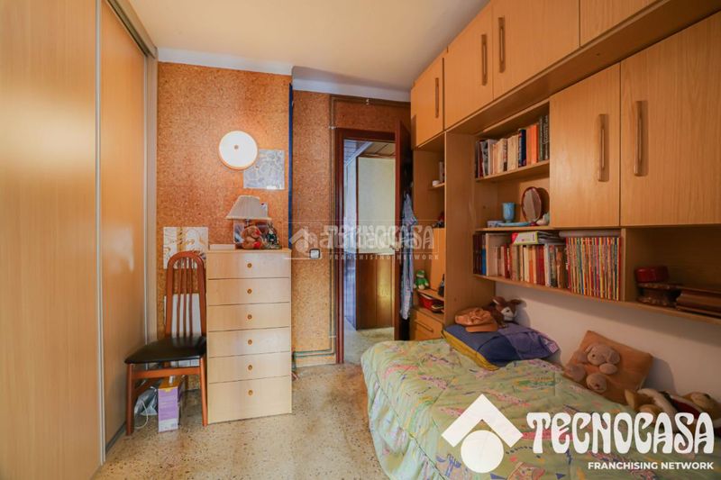 Foto da49c71b-5aff-418b-a8ff-671092cca2be. Pis amb calefacció a Llefià Badalona