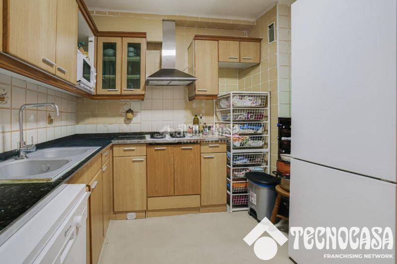 Foto a5578194-74ae-480b-9598-b5231a43ae15. Pis a Llefià Badalona