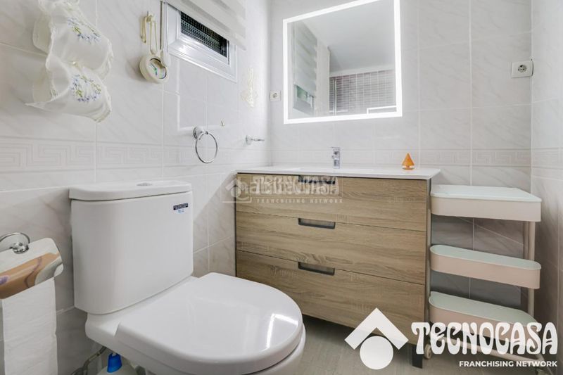 Foto b2281727-47a6-4fc2-8af6-95fde2cf031d. Pis a Llefià Badalona