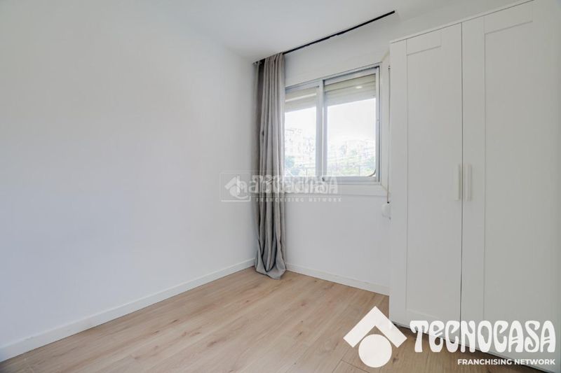 Foto e1e17a9a-51b8-46b3-b3b3-845a221dab31. Pis a La Salut Badalona