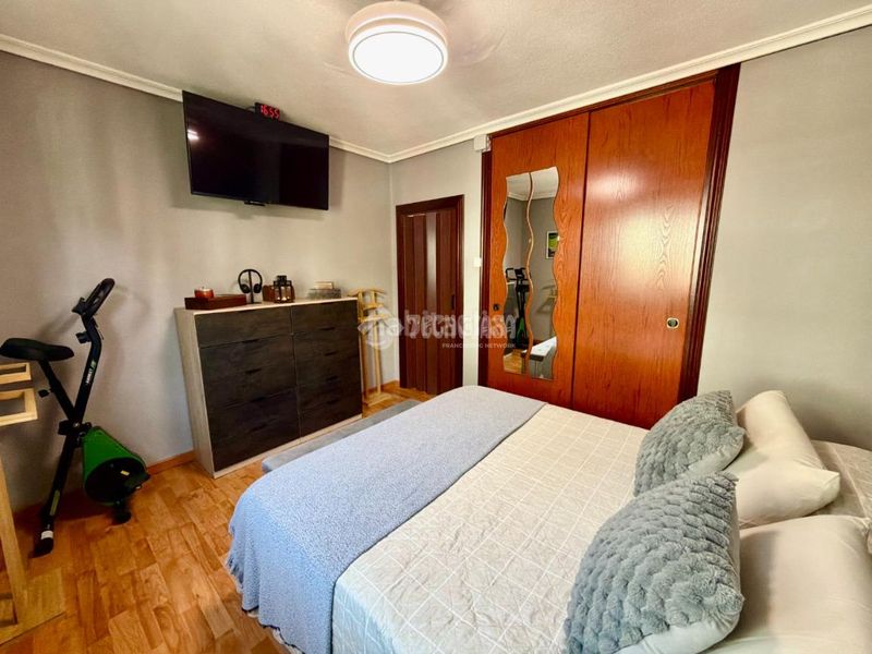 Foto 16a7b936-960b-4434-b2df-a98ec6daca3a. Pis a Maliaño Camargo