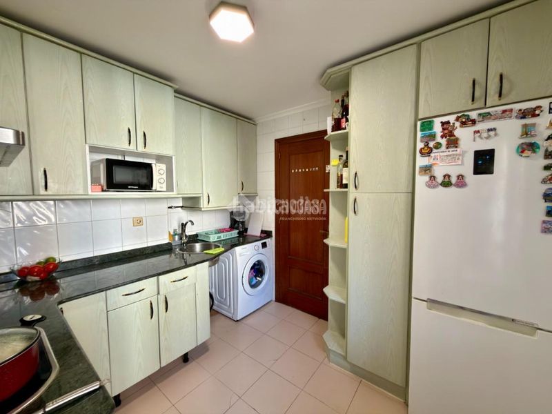 Foto 225d4fb9-b792-4a1b-ab7d-e480d8fcf8ea. Piso  en venta en Muriedas Camargo