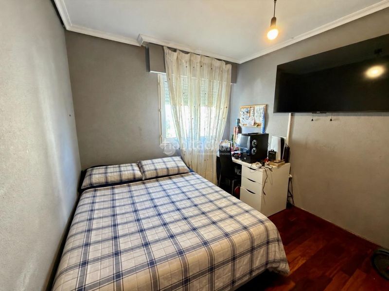 Foto d397968b-30aa-4a19-91c6-639b46342489. Piso  en venta en Muriedas Camargo