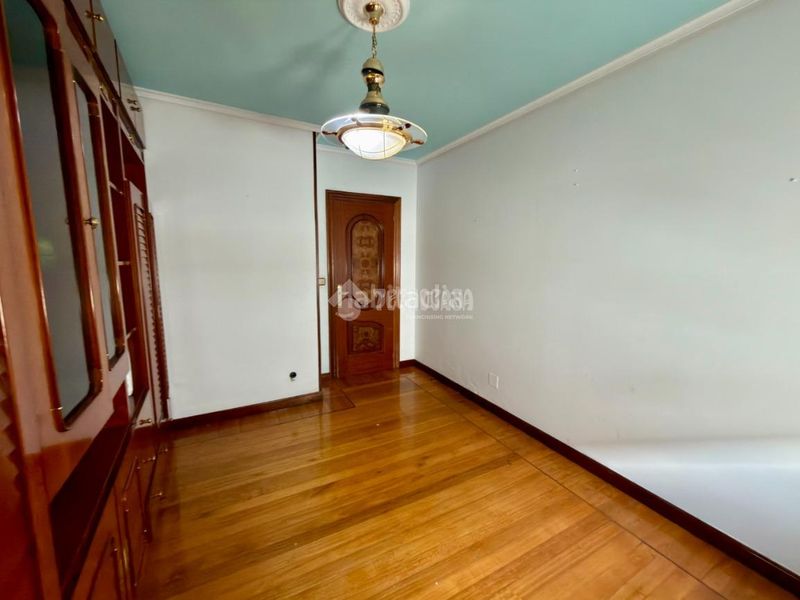 Foto 68c180ab-031c-4890-93ce-889fbcde6a6a. Piso  en venta en Muriedas Camargo