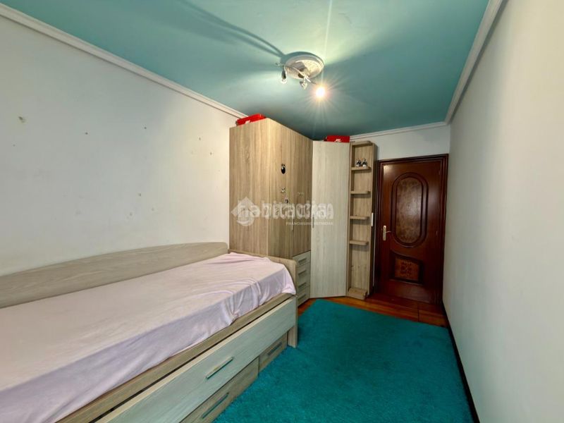 Foto 84fa3951-78df-45bc-b0f0-9ff8673620ce. Piso  en venta en Muriedas Camargo