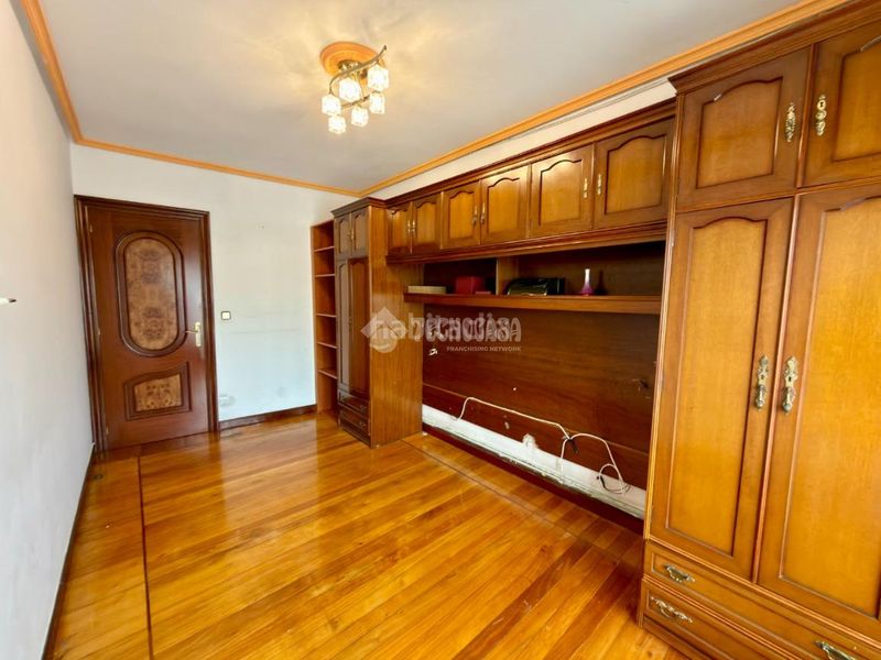 Foto 9039b0ef-05b3-4188-b351-15bc496a3dba. Piso  en venta en Muriedas Camargo