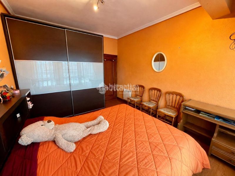 Foto 0de75180-9b60-4ce3-8371-397c2da269a7. Pis a Muriedas Camargo