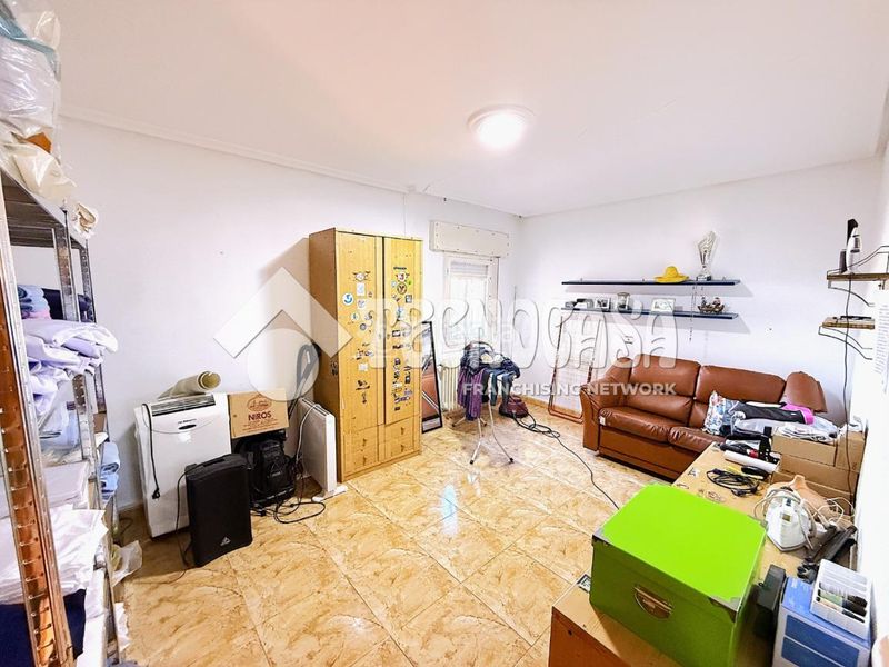 Foto 2caf0b73-87c6-4877-b0bc-dcf2a86cd5ab. Casa amb calefacció aparcament a Torrejoncillo del Rey