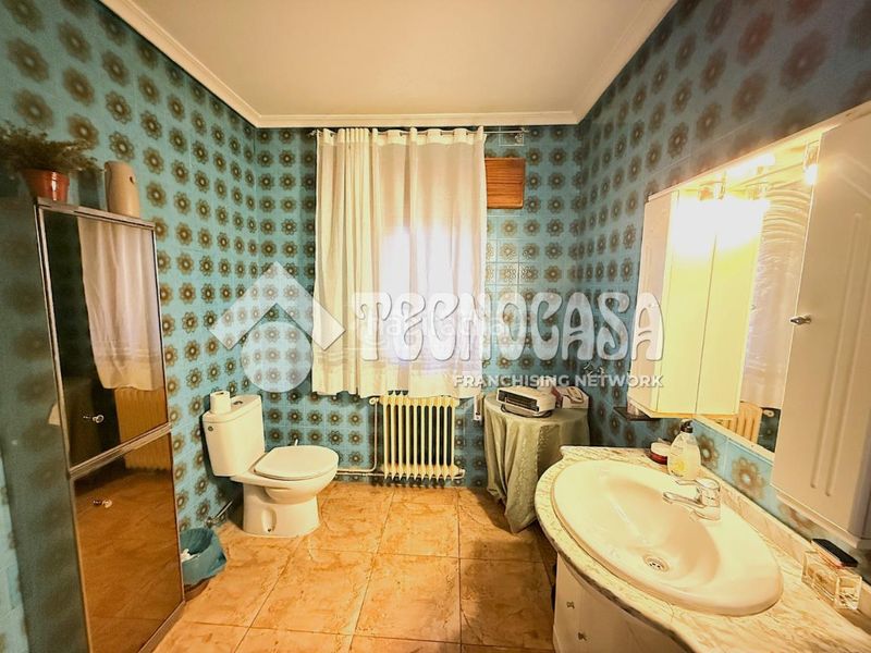 Foto a38df790-3847-4b9e-b8c2-30137db365e3. Casa amb calefacció aparcament a Torrejoncillo del Rey