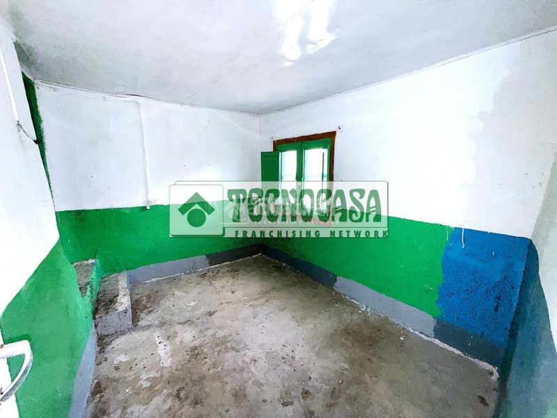 Foto 12820a1e-f90b-424a-8098-4b0b97a4818e. Casa  en venta en Huérguina