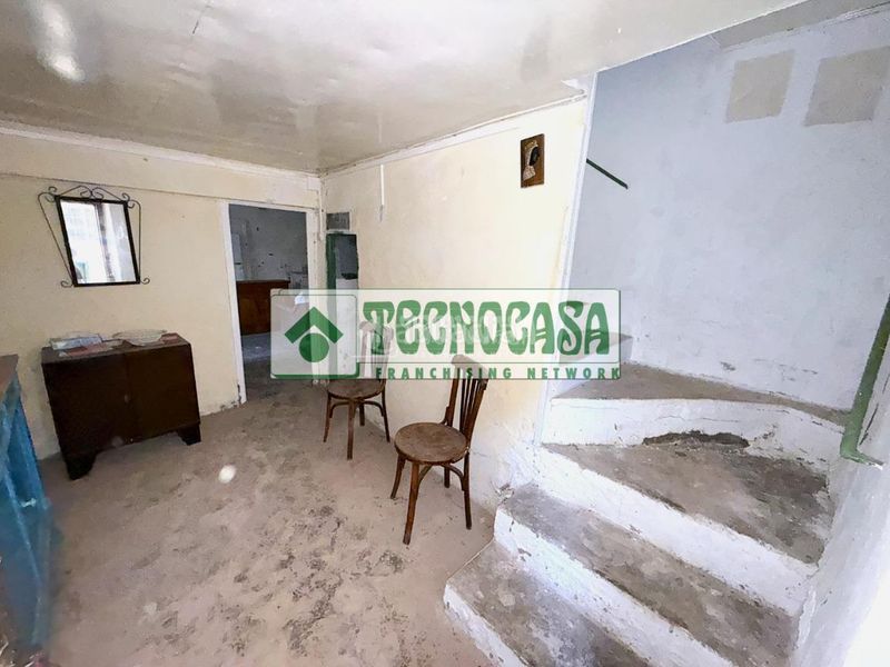 Foto d9290476-5a3a-4e1a-b4e1-8a53ce809afc. Casa  en venta en Huérguina