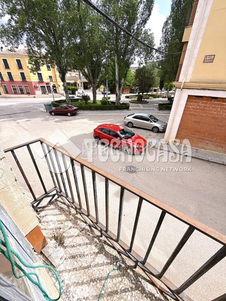 Foto 4aa39dfb-a15b-48fc-8455-f14dc5c1d30a. Casa aparellada a Huete