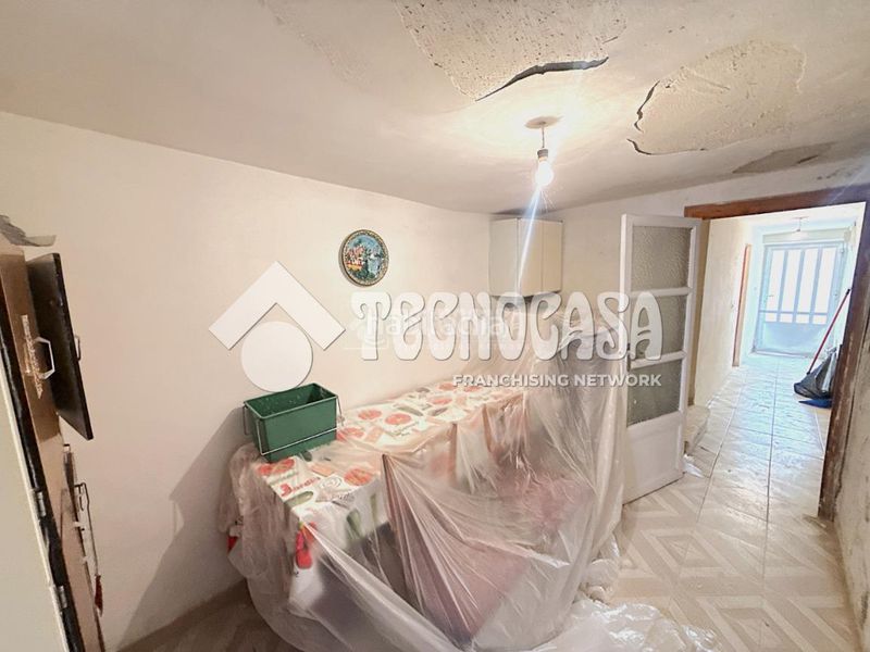 Foto 5987ee57-f478-4682-b1c0-5b77f6008d08. Casa aparellada a Huete
