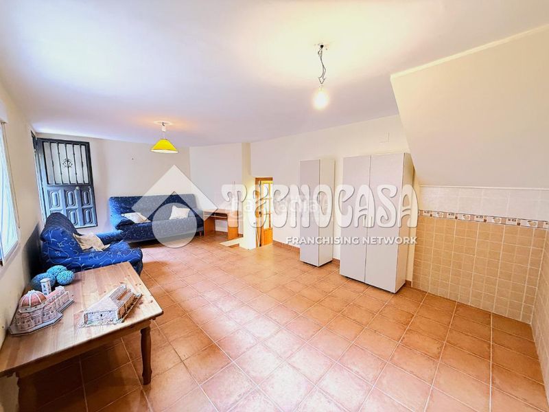 Foto 473f247d-b7b9-46bd-b980-22c3e24ff46f. Masia amb calefacció aparcament a Huete