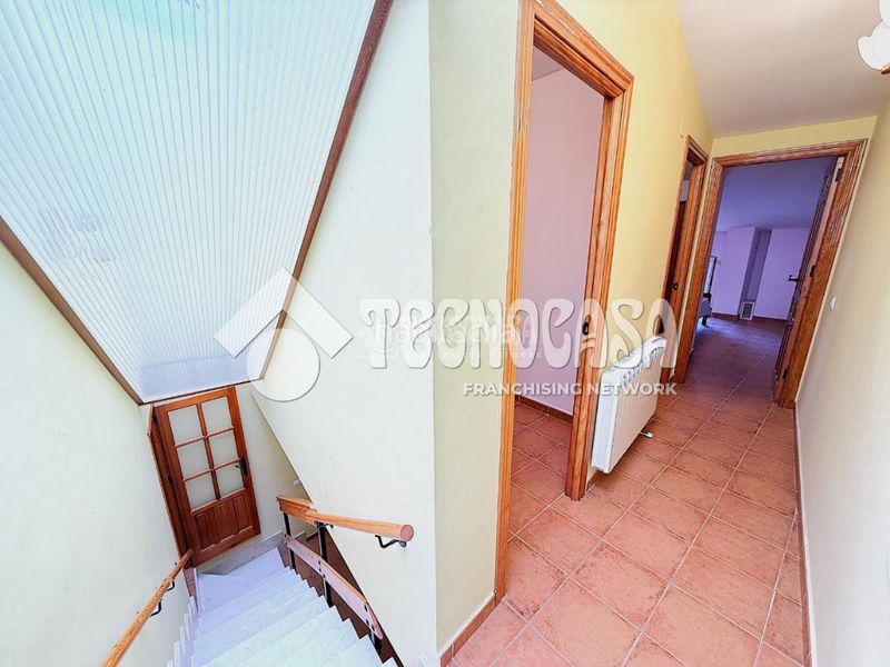 Foto 51a2ab6e-deac-4824-8c3e-7bfe33b2d0e7. Masia amb calefacció aparcament a Huete