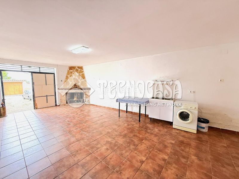 Foto 662c8d80-c14a-4d7f-8864-c92b415eb9d3. Masia amb calefacció aparcament a Huete