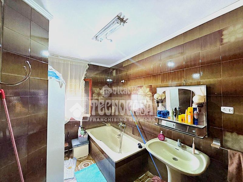 Foto e08a3d91-7288-4919-8eaa-e5380e926143. Pis a Honrubia
