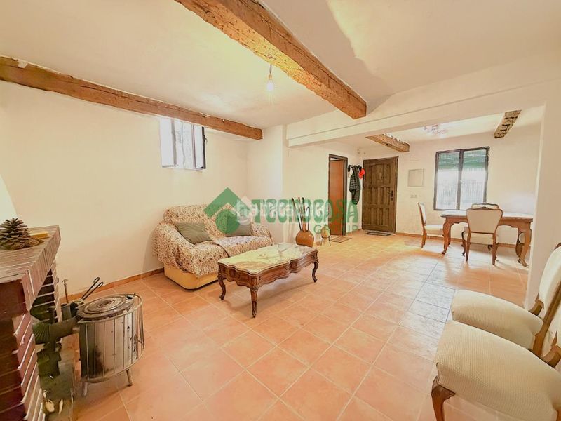 Foto 5a73ef83-16d8-4e45-9396-133f16578d80. Casa a Palomera