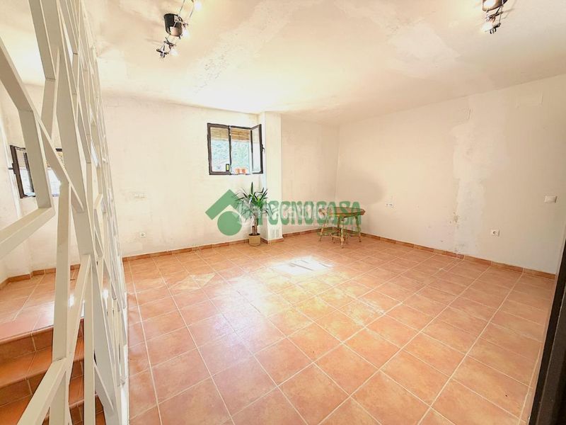 Foto b001659d-78fe-44fd-b2b3-15236d20ba2a. Casa a Palomera