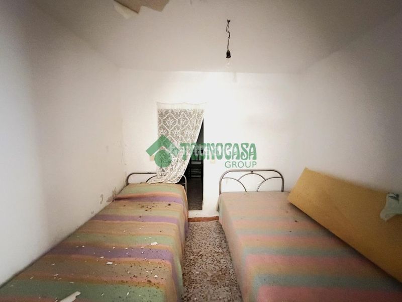 Foto 766a7e12-d7d4-46a4-a88e-fa3ca8cd0dbf. Maison jumelée dans Portalrubio de Guadamejud