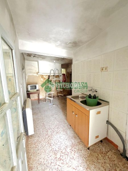 Foto c57bac49-b203-49bb-9477-890462efc1ef. Maison jumelée dans Portalrubio de Guadamejud