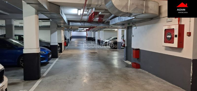 Foto 4013729f-eb54-4128-b103-a23f7481d8f2. Aparcament cotxe a santa maría de Getxo Getxo