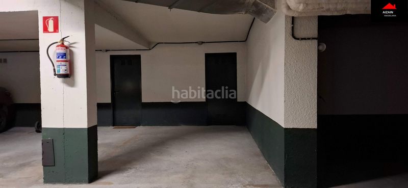 Foto ea0374e5-01fe-4ed5-ac77-d78aa433bdb8. Aparcament cotxe a Artatza-Pinueta-Pinosolo Leioa