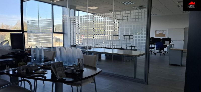 Foto 9bb10c69-bab1-43d0-84ef-449514e40ff5. Rent office space in Mungia
