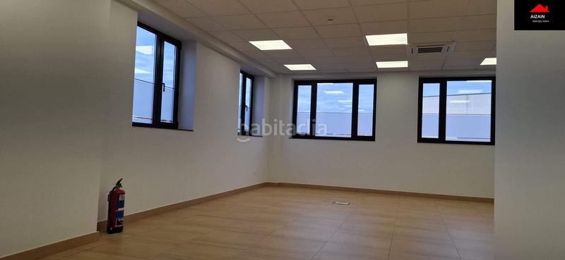 Foto 936b4e31-dd9a-4cc8-a5cd-bf3b588d9517. Lloguer oficina amb aparcament a Lamiako-Txopoeta Leioa