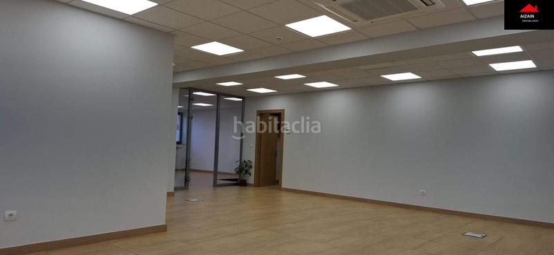 Foto 4af42d76-a1e6-4df0-b159-9bf93dd1b3c6. Location bureau avec parking dans Lamiako-Txopoeta Leioa